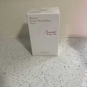 Maison Francis Kurkdjian White Baccarat Rouge 540 Box
